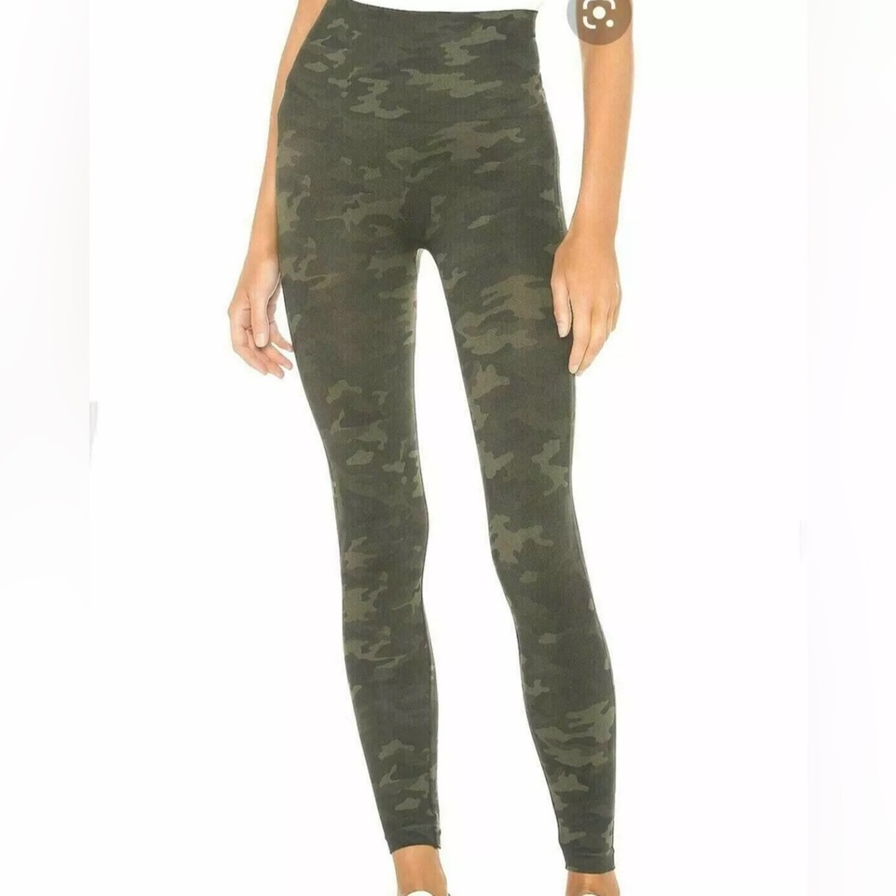 Spanx Leggings Womens Medium Look At Me Now High Rise Shaping Green Camo
